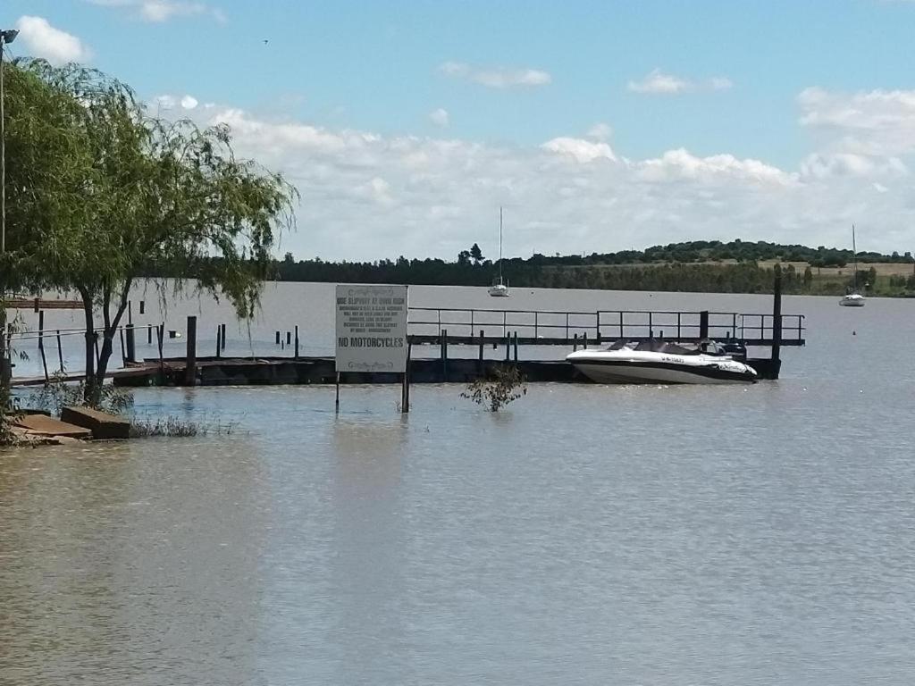 Vaal Marina Resort Exterior photo